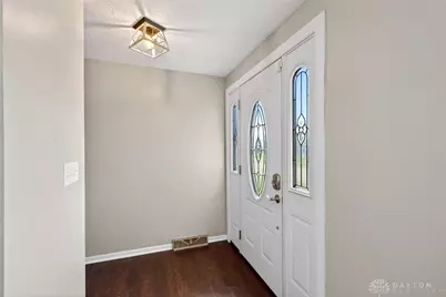 549 E Alkaline Springs Road, Vandalia, OH 45377 - Photo 5