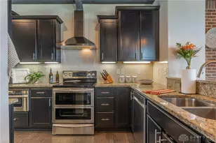 407 Brownstone Row, Springboro, OH 45066 - Photo 15