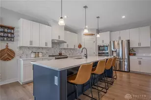 2060 Nathanial Greene Dr, Beavercreek Twp, OH 45434 - Photo 5