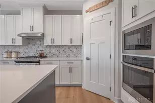 2060 Nathanial Greene Dr, Beavercreek Twp, OH 45434 - Photo 9