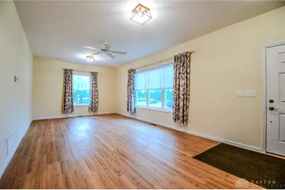 4487 Straight Arrow Road, Beavercreek, OH 45430 - Photo 5