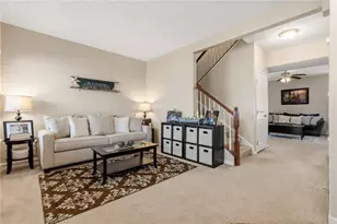 9755 Crooked Creek Dr, Clear Creek Township, OH 45458 - Photo 7