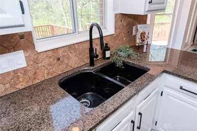 5429 Brigade Court, Green Township, OH 45239 - Photo 9