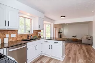 5429 Brigade Ct, Green Township, OH 45239 - Photo 7