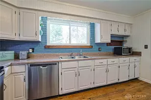 885 Michaels Rd, Tipp City, OH 45371 - Photo 13