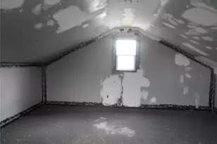 2055 Parkhill Dr, Dayton, OH 45406 - Photo 13