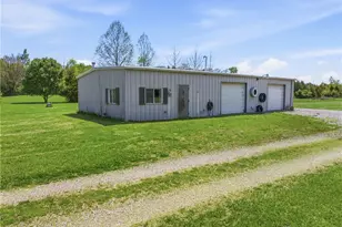 4590 Pyrmont Rd, Lewisburg, OH 45338 - Photo 33