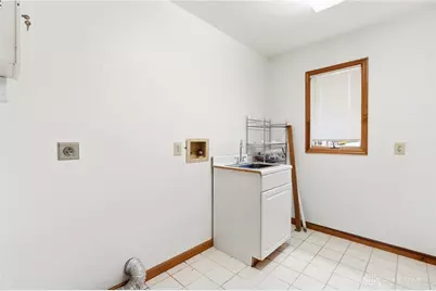 4001 Dogwood Trail, Dayton, OH 45429 - Photo 31