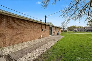 301 Porter Dr, Englewood, OH 45322 - Photo 43