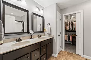 15 Ash Knoll Dr, Pleasant Hill, OH 45359 - Photo 5