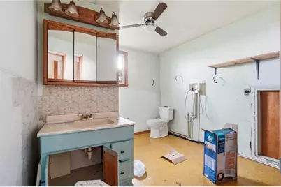 9750 Middle Point Road, Van Wert, OH 45863 - Photo 31