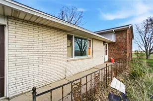 9750 Middlepoint Rd, Van Wert, OH 45863 - Photo 5