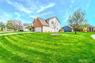 790 Chaucer Ln, Tipp City, OH 45371 - Photo 9