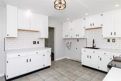 883 Omard Drive, Xenia, OH 45385 - Photo 3