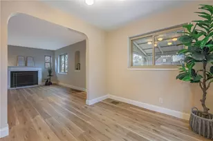 1012 Hampshire Rd, Dayton, OH 45419 - Photo 9