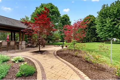 3605 E Salinas Circle, Sugarcreek Twp, OH 45440 - Photo 7