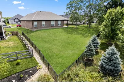 2875 Helen Gorby Way, Beavercreek, OH 45431 - Photo 9