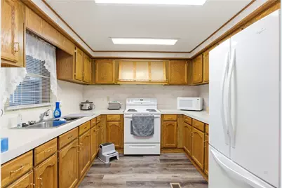 126 South Point Drive, Fairborn, OH 45324 - Photo 7