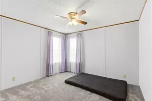 126 S Point Dr, Fairborn, OH 45324 - Photo 15