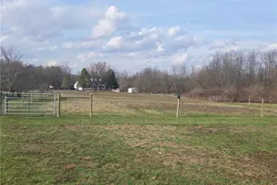 895 Hale Rd, Wilmington, OH 45177 - Photo 3