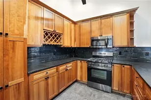 218 Brown St, Dayton, OH 45402 - Photo 21