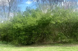 1065 Stewart Rd, Pleasant Hill, OH 45359 - Photo 5