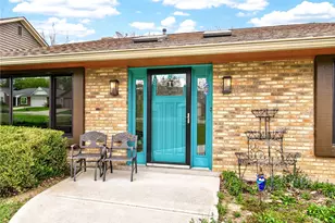 210 Foliage Ln, Springboro, OH 45066 - Photo 3