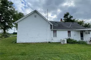 6184 Hanley Rd, Jefferson Twp, OH 45335 - Photo 5
