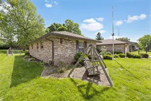 6330 Rangeview Dr, Clayton, OH 45415 - Photo 3