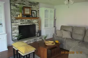 6330 Rangeview Dr, Clayton, OH 45415 - Photo 7