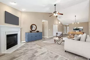 2247 Dundee Dr, Xenia, OH 45385 - Photo 9