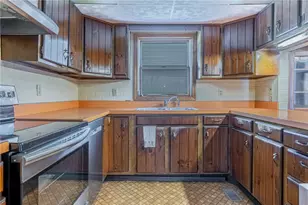 1712 N Dixie Dr, Vandalia, OH 45414 - Photo 7