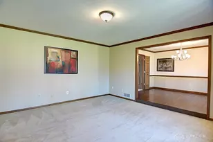 2310 Wood Trails Ct, Miami Township, OH 45459 - Photo 5