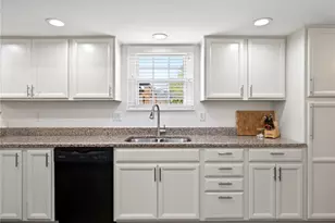 1524 Lindenhurst Dr, Centerville, OH 45459 - Photo 19