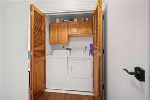 8320 Leisure Dr, Washington Twp, OH 45458 - Photo 9