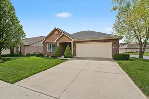 622 Willow Point Ct, Troy, OH 45373 - Photo 3