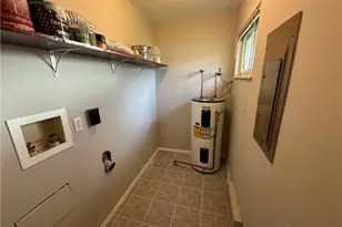 2216 Minnesota Dr, Xenia, OH 45385 - Photo 13