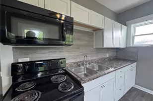 435 1/2 S Market St, Troy, OH 45373 - Photo 7