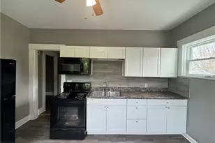 435 1/2 S Market St, Troy, OH 45373 - Photo 5