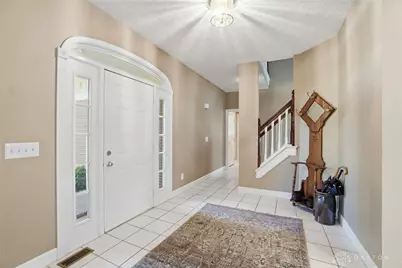 10348 Blackbirch Drive, Washington Twp, OH 45458 - Photo 9