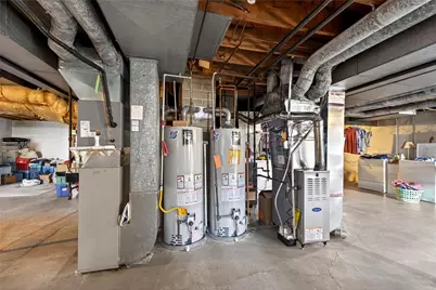 2110 Far Hills, Oakwood, OH 45419 - Photo 9