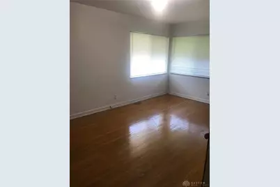 2110 Far Hills, Oakwood, OH 45419 - Photo 5