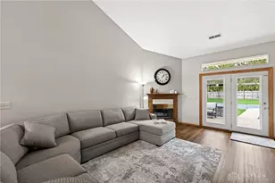 1359 Rose Lake Dr, Bellbrook, OH 45305 - Photo 5