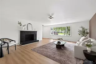 5952 Parkchester Rd, Dayton, OH 45459 - Photo 9