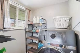 7240 Claybeck Dr, Huber Heights, OH 45424 - Photo 21