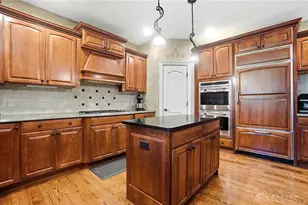 7491 Country Brook Ct, Clearcreek Twp, OH 45066 - Photo 13
