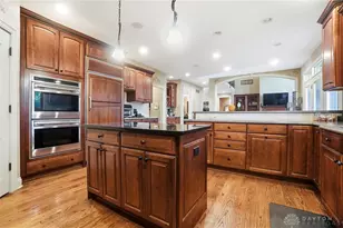 7491 Country Brook Ct, Clearcreek Twp, OH 45066 - Photo 13
