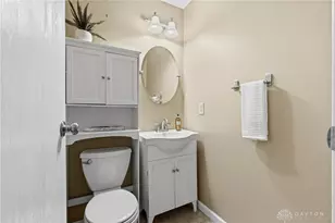 8750 Castlecreek Dr, Centerville, OH 45458 - Photo 23