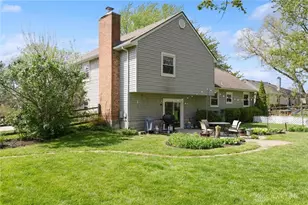 8750 Castlecreek Dr, Centerville, OH 45458 - Photo 39