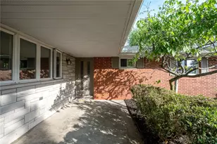 1077 Lark Ln, Xenia Twp, OH 45385 - Photo 7